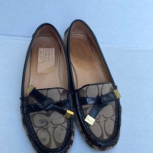 Coach driving shoe size 5 womens
